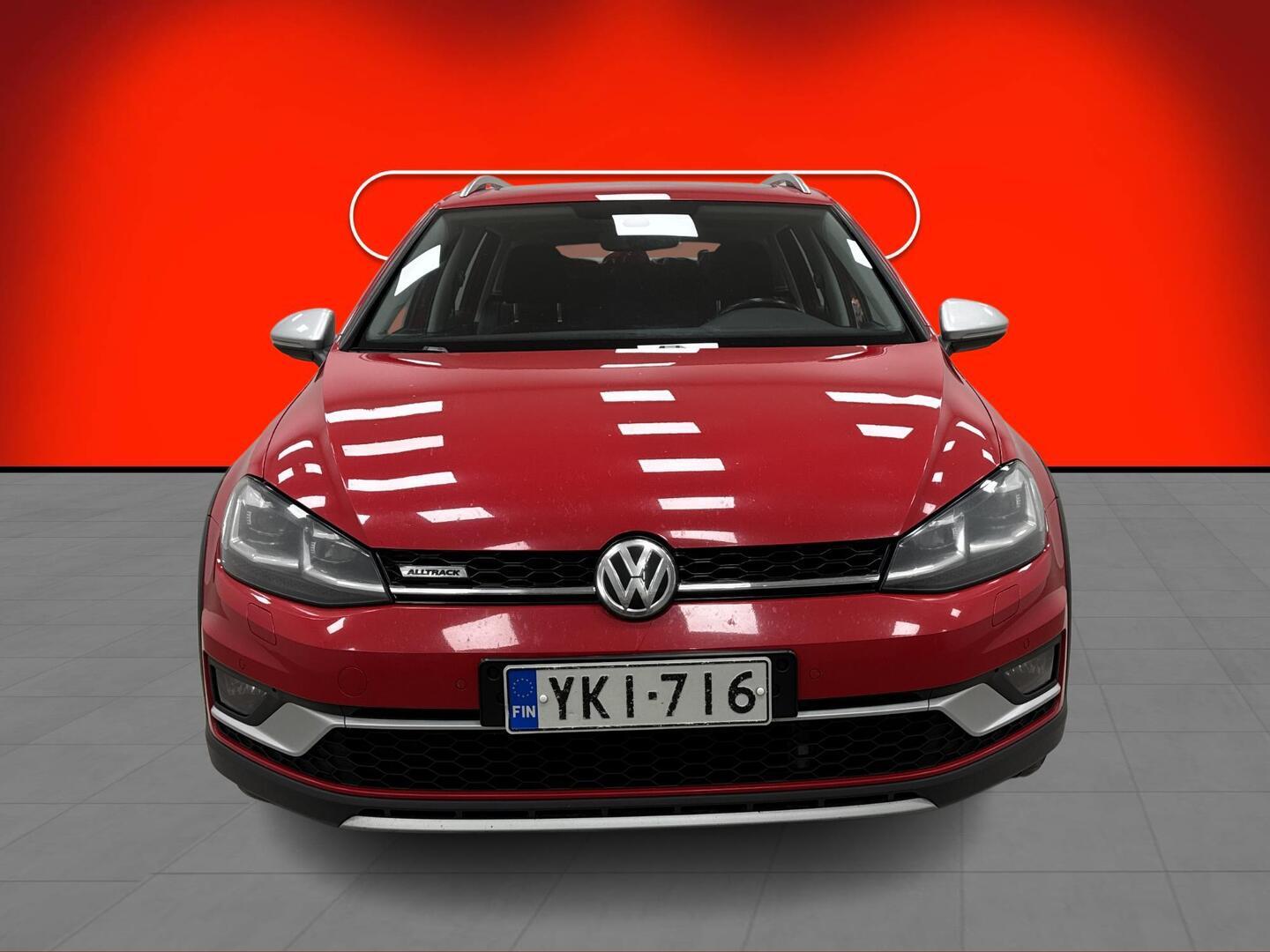 VOLKSWAGEN Golf 2020