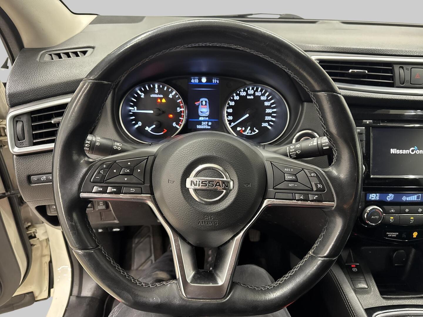 NISSAN Qashqai 2020