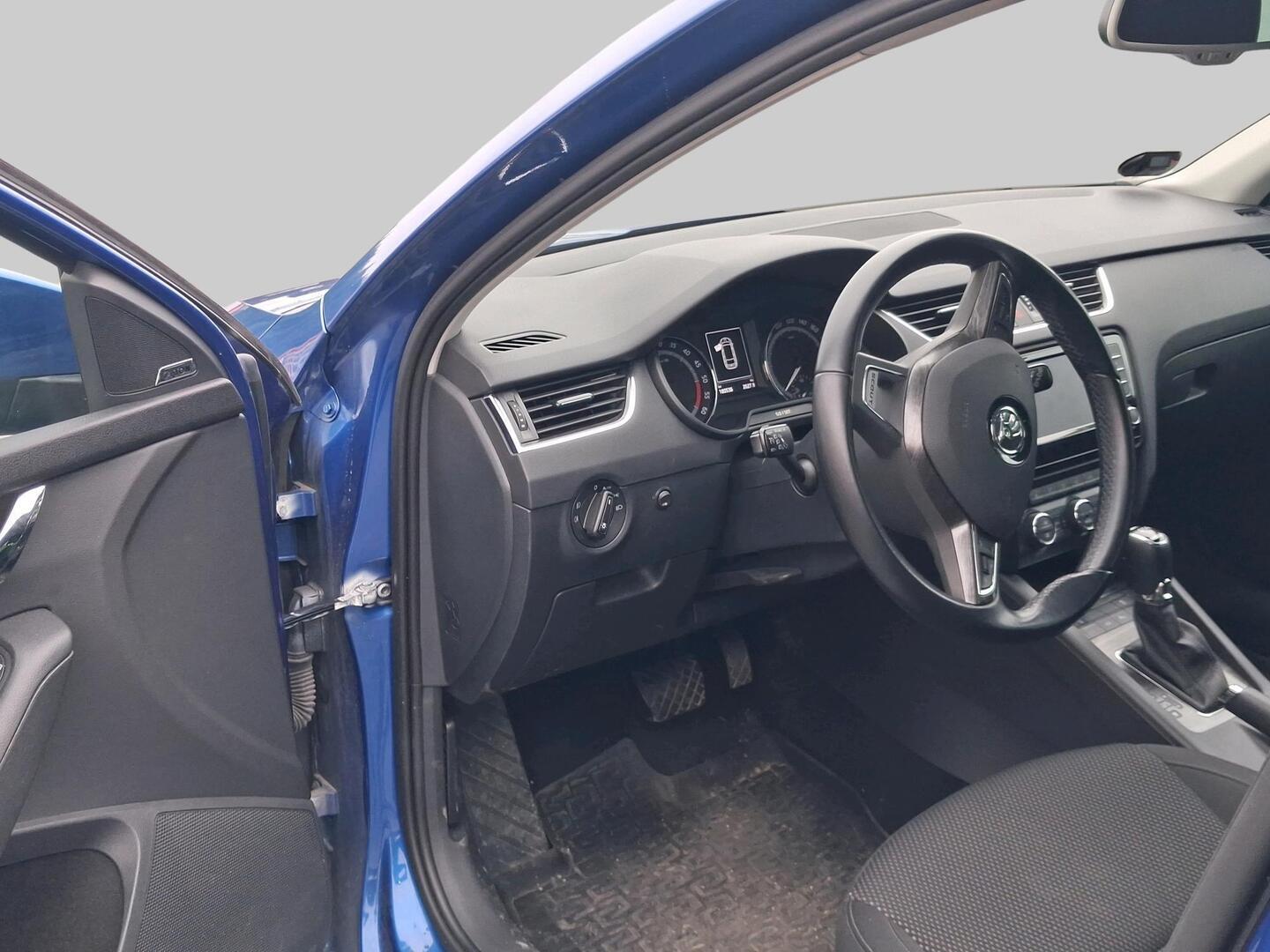 SKODA Octavia 2016