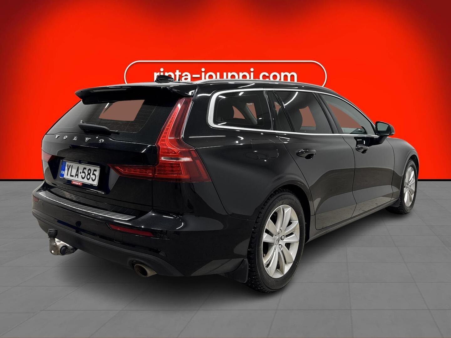 VOLVO V60 2019