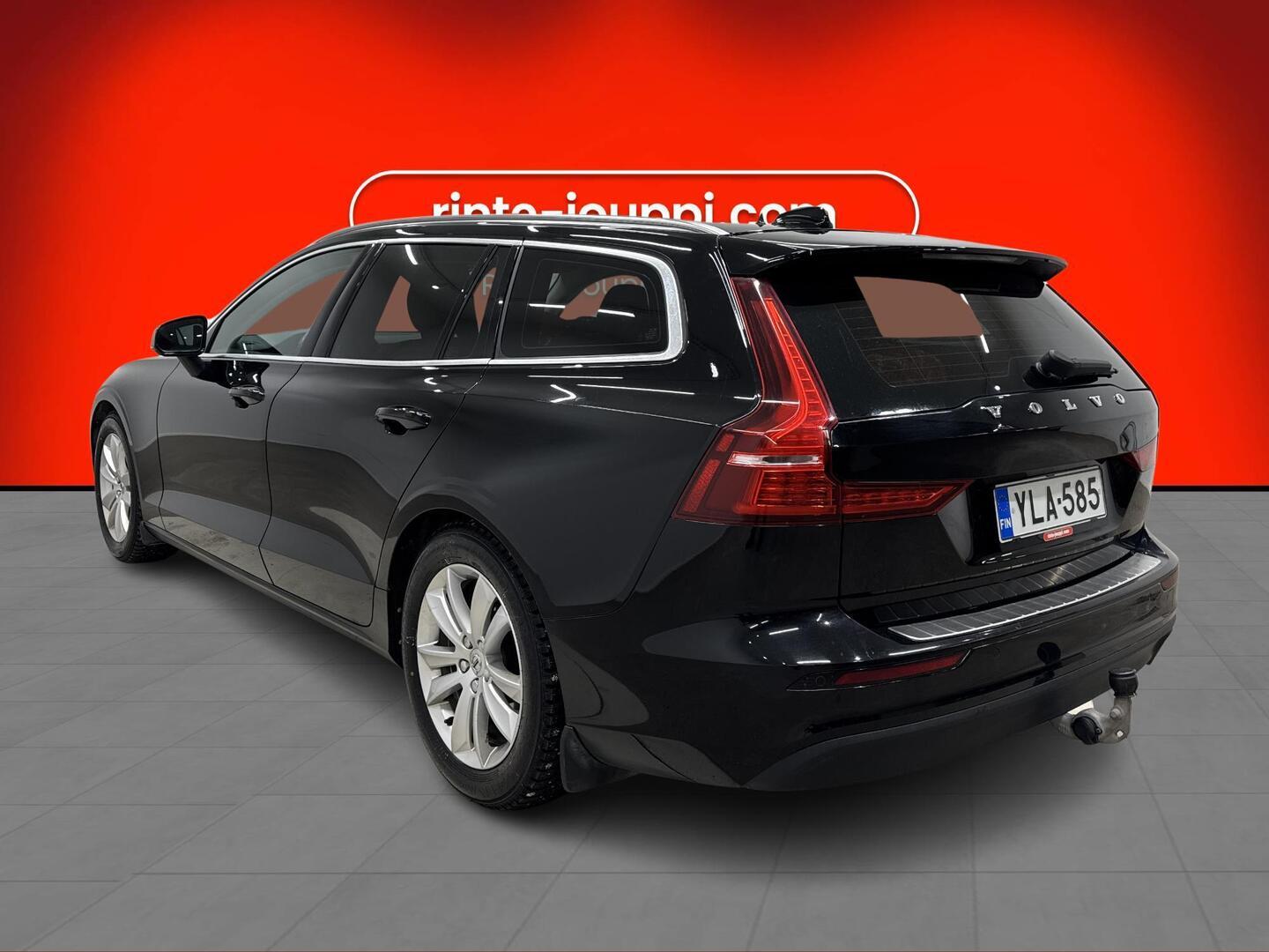 VOLVO V60 2019