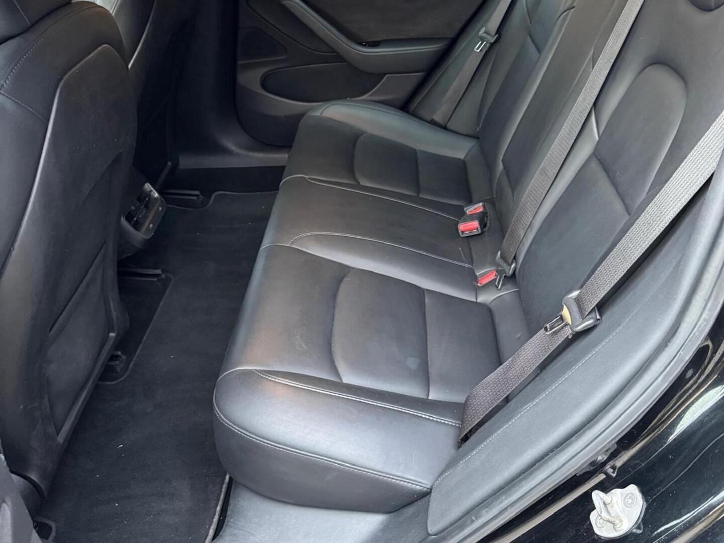 TESLA Model 3 2019