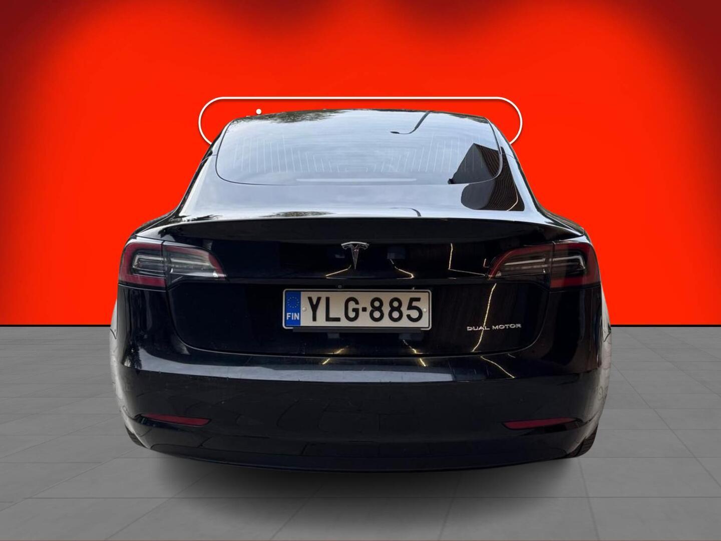 TESLA Model 3 2019