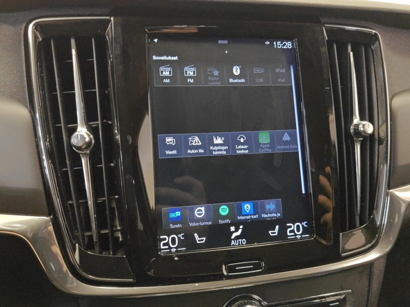 VOLVO V90 Cross Country 2018