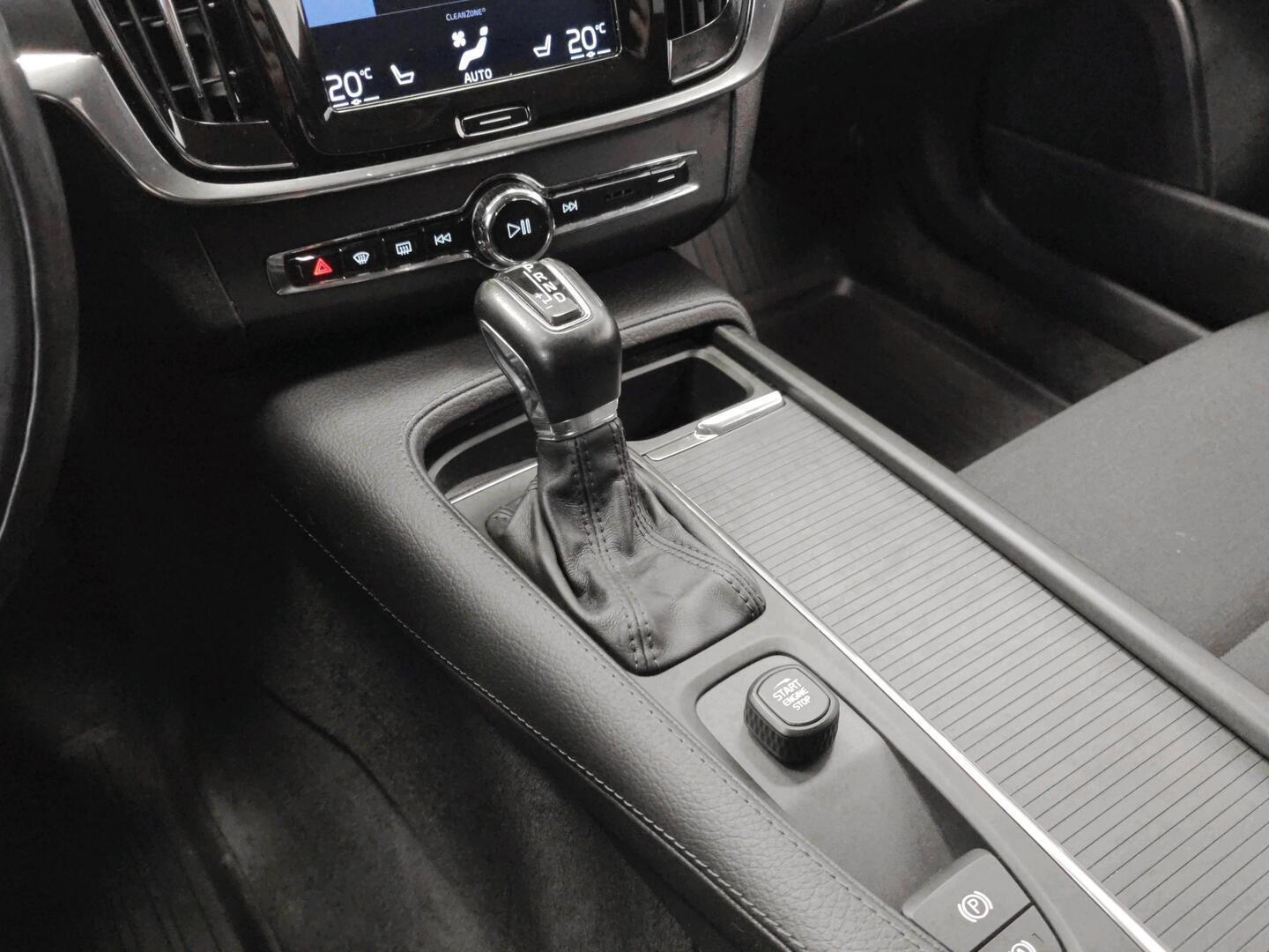 VOLVO V90 Cross Country 2018