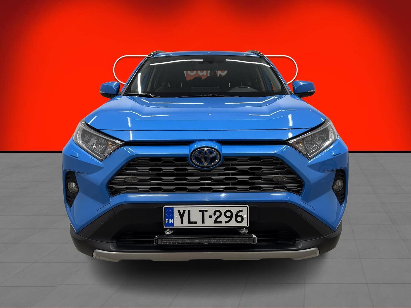 TOYOTA RAV4 2020
