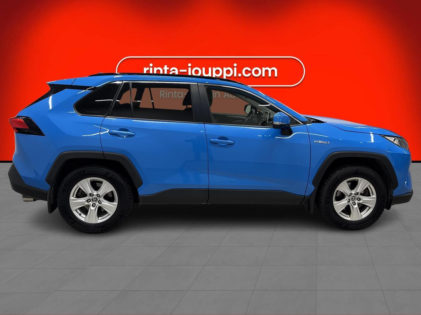 TOYOTA RAV4 2020