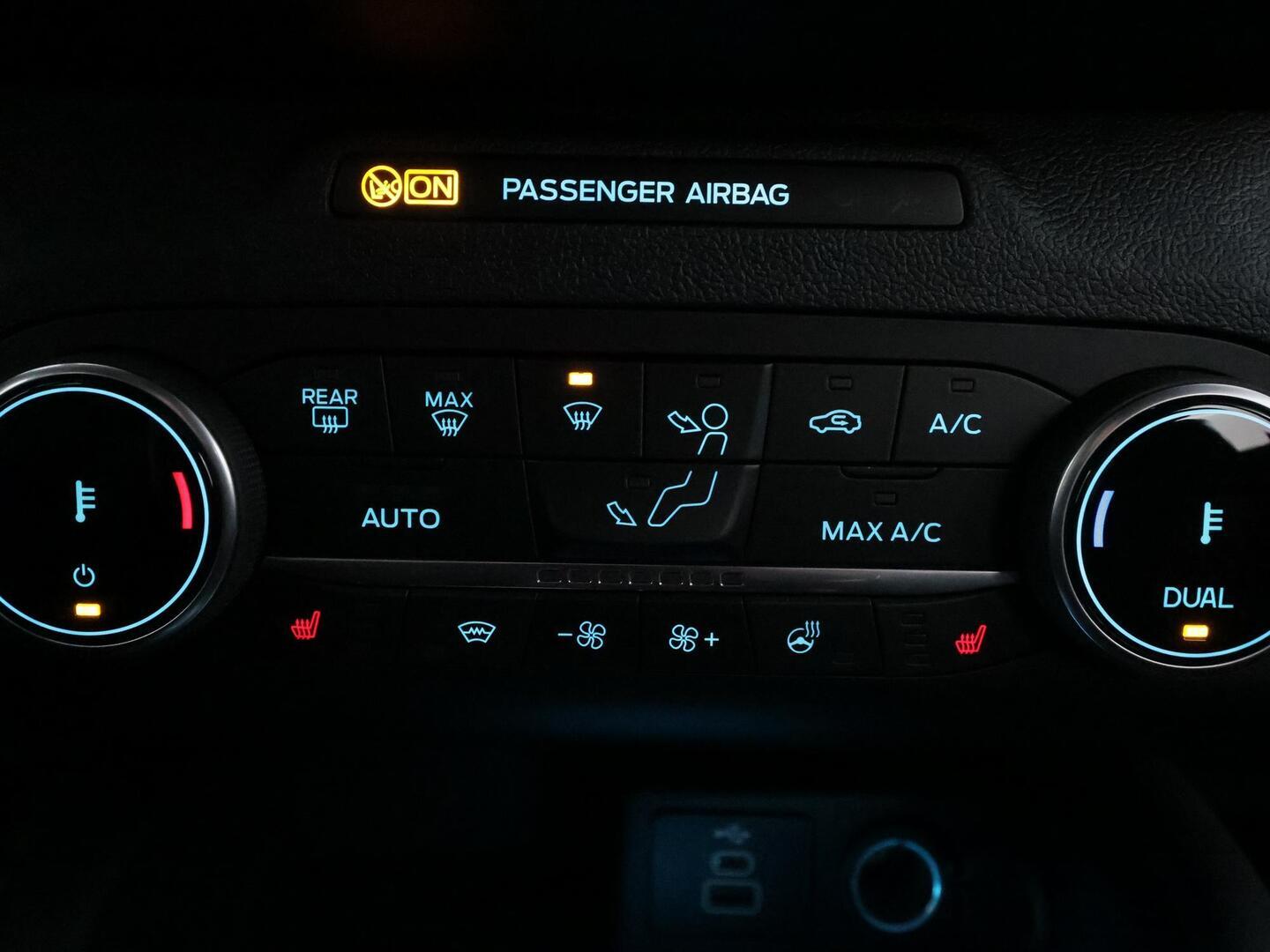 FORD KUGA 2024