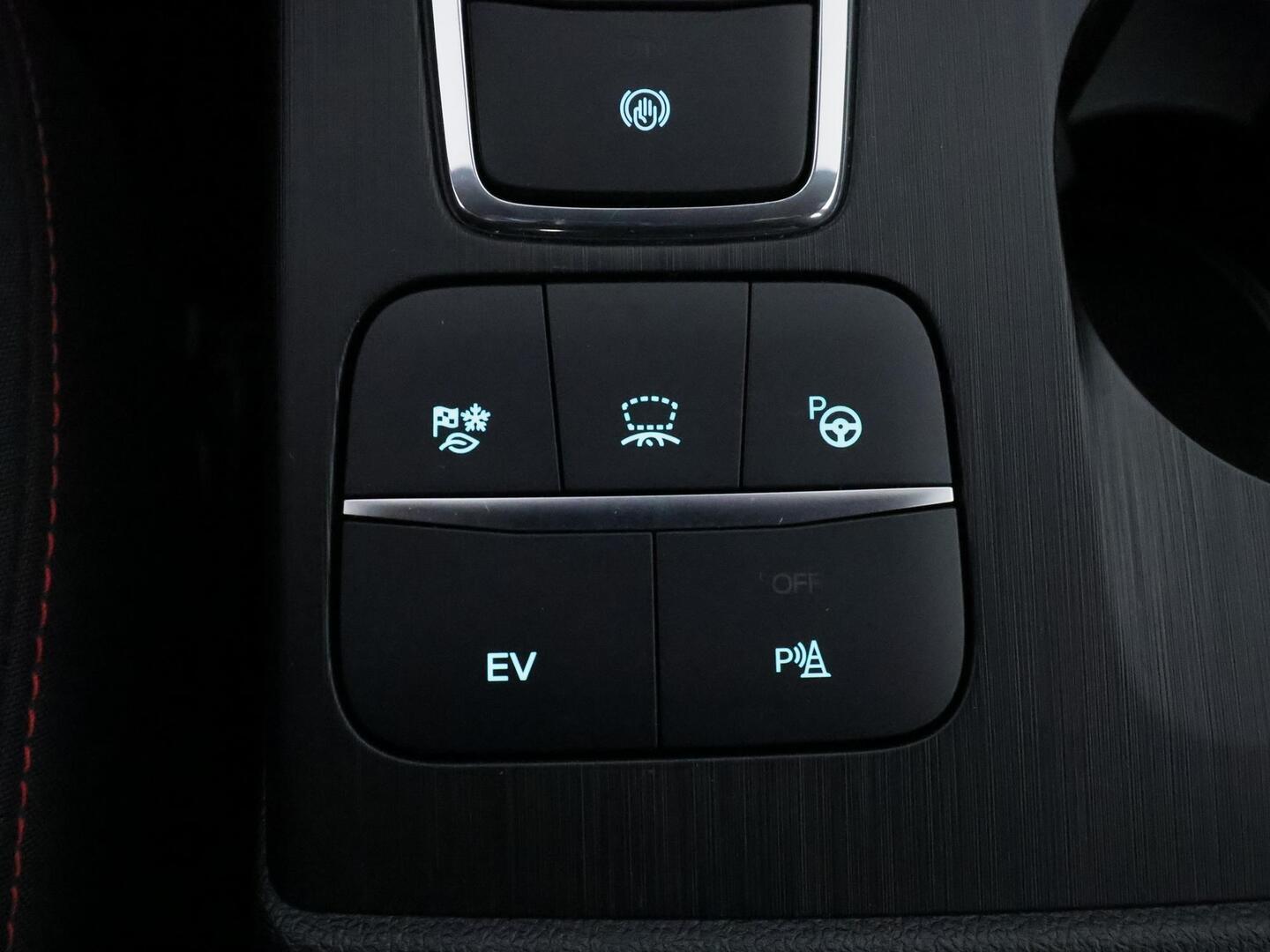 FORD KUGA 2024