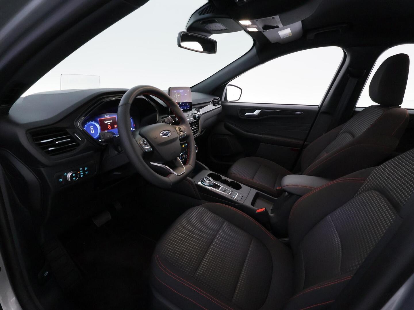 FORD KUGA 2024