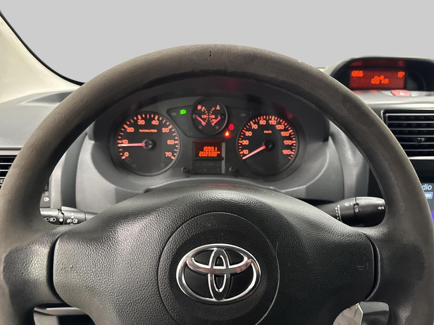 TOYOTA Proace 2014