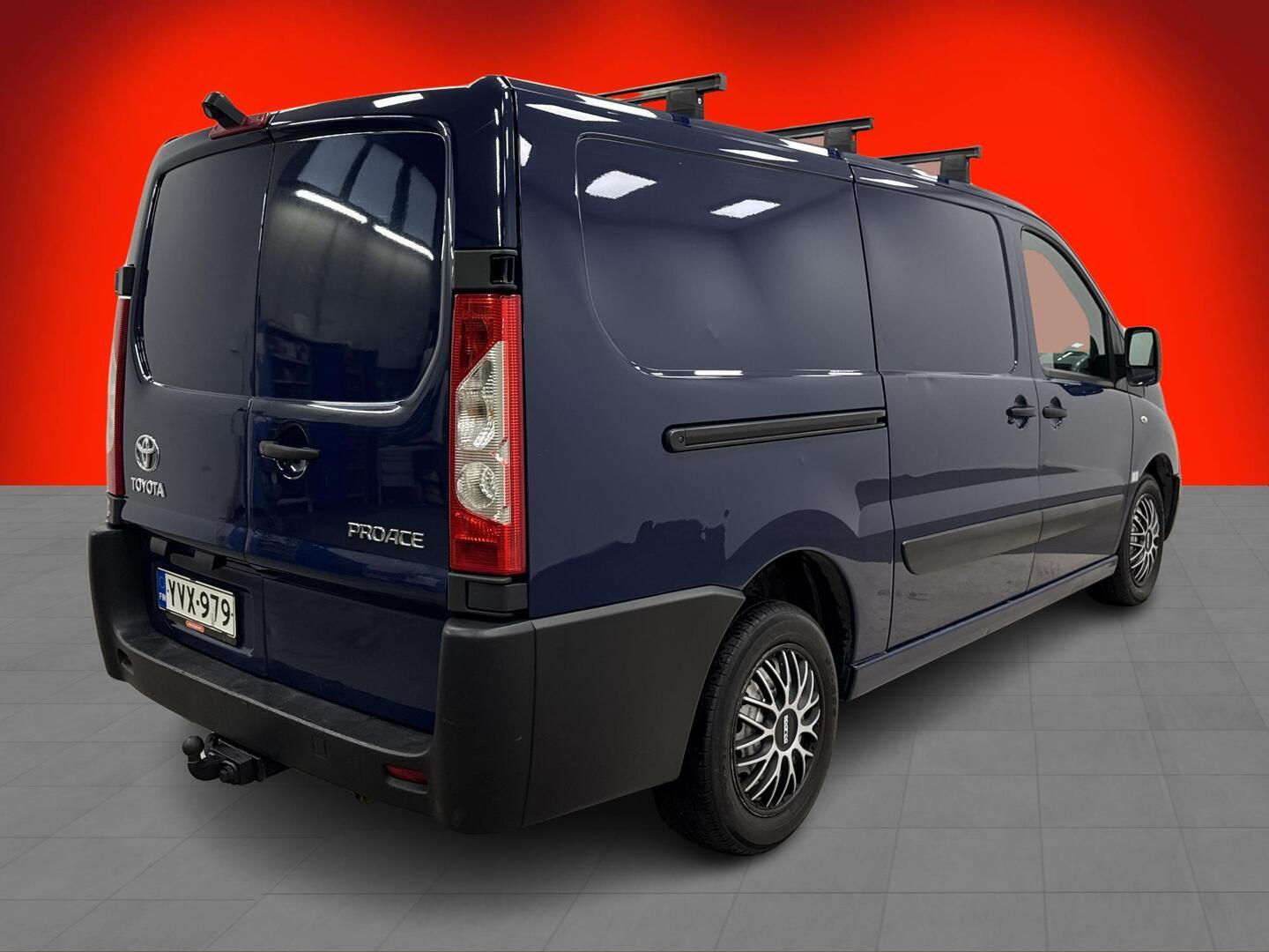 TOYOTA Proace 2014