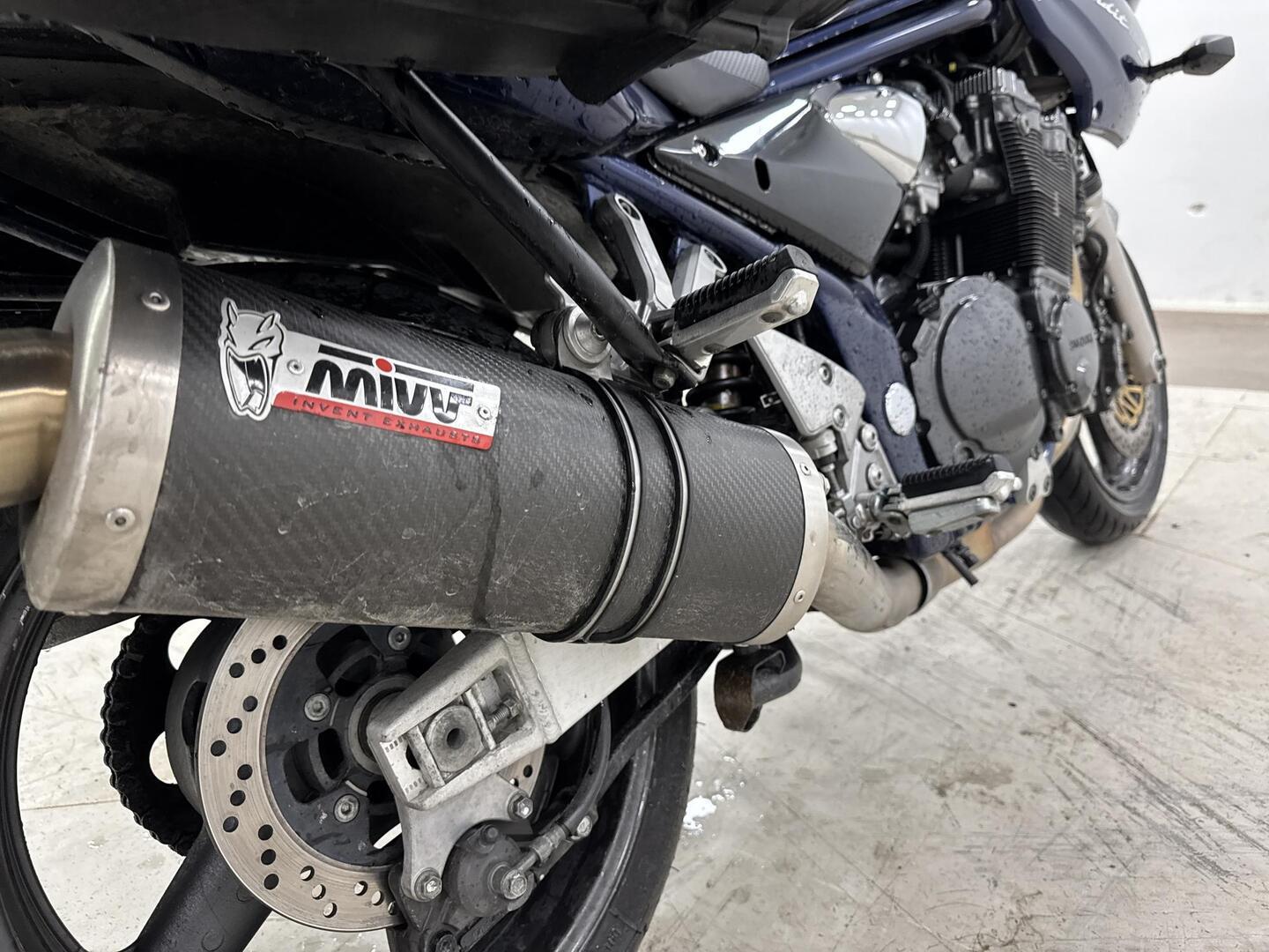 SUZUKI GSF 2003