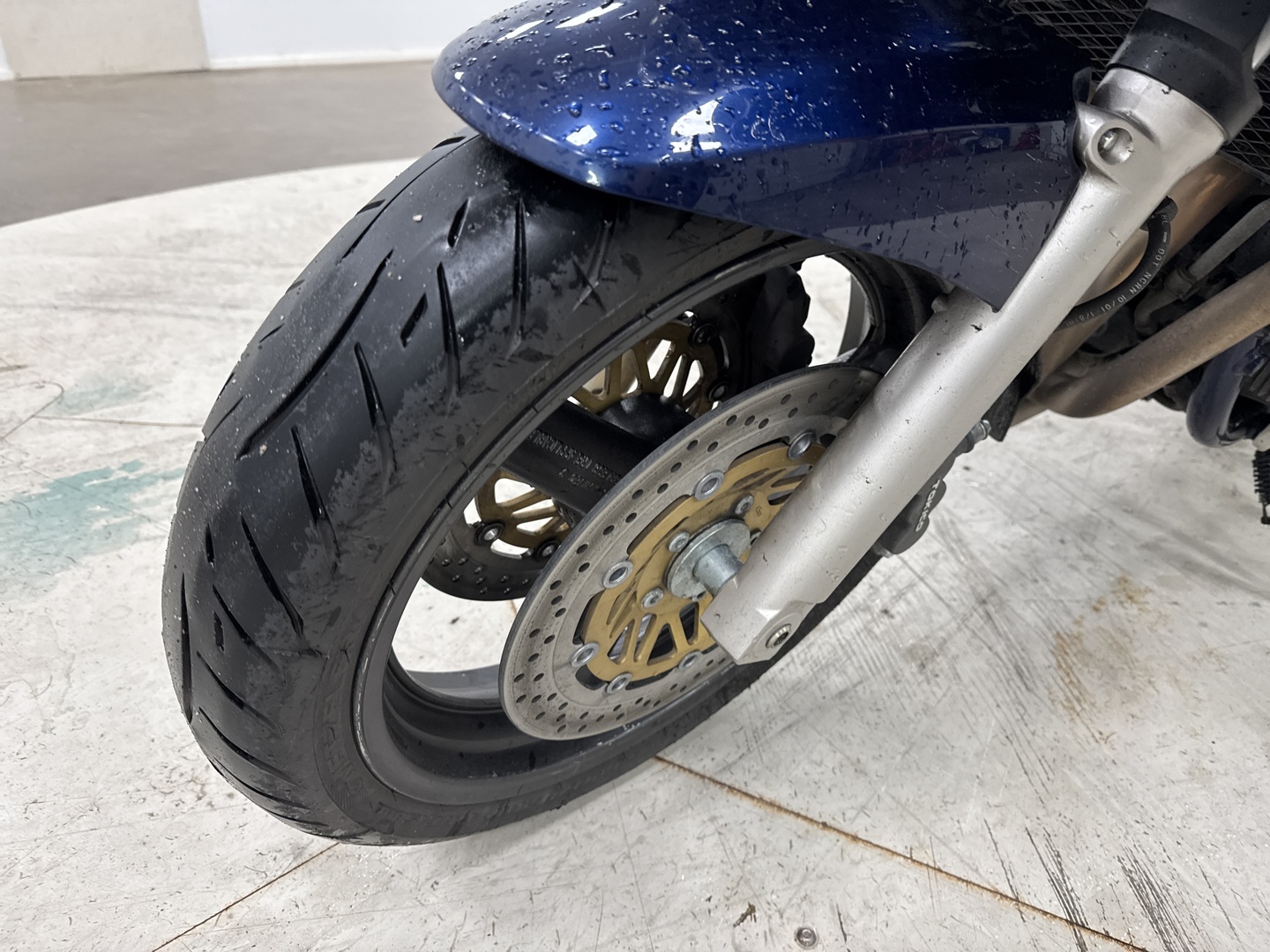 SUZUKI GSF 2003