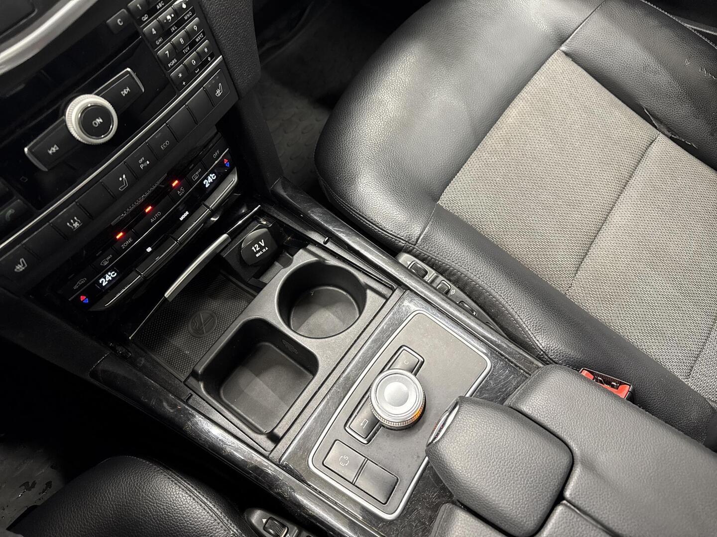 MERCEDES-BENZ E 2012