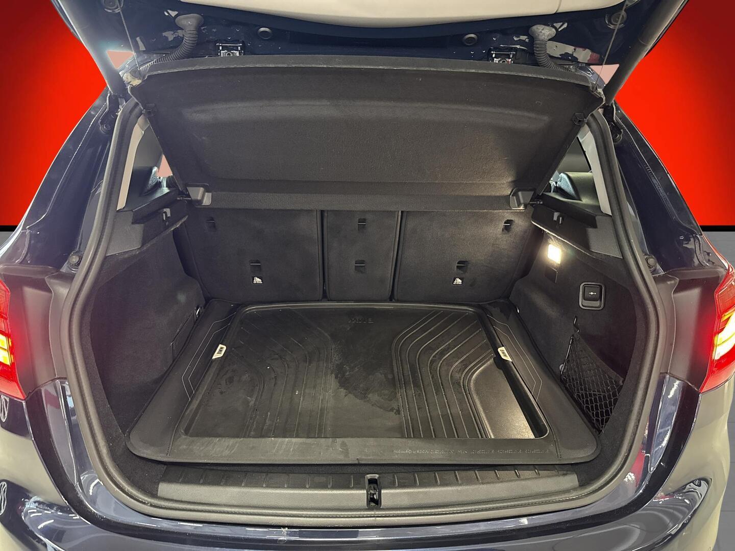BMW 225 2016