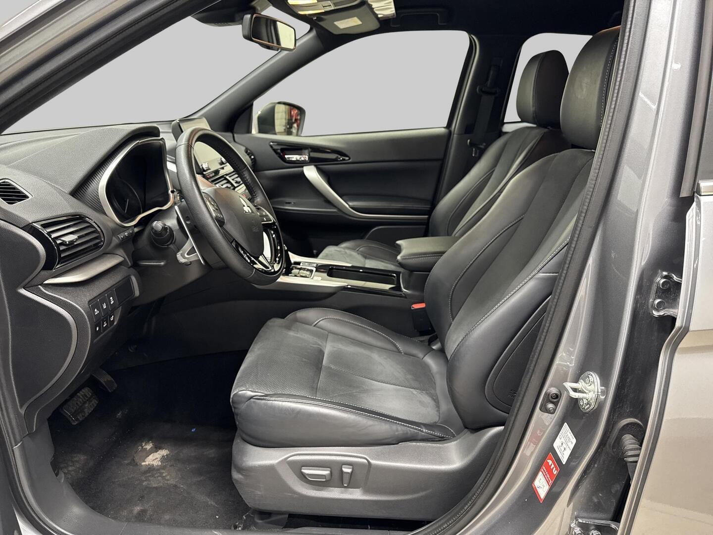 MITSUBISHI ECLIPSE CROSS 2024