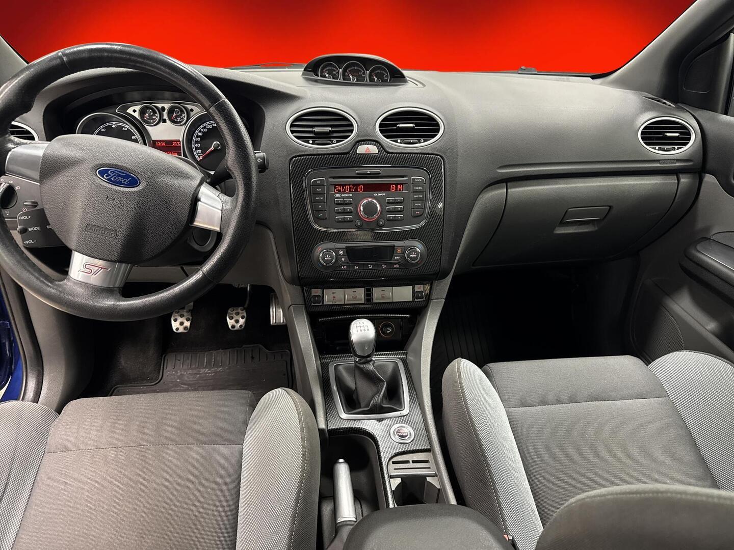 FORD Focus 2010