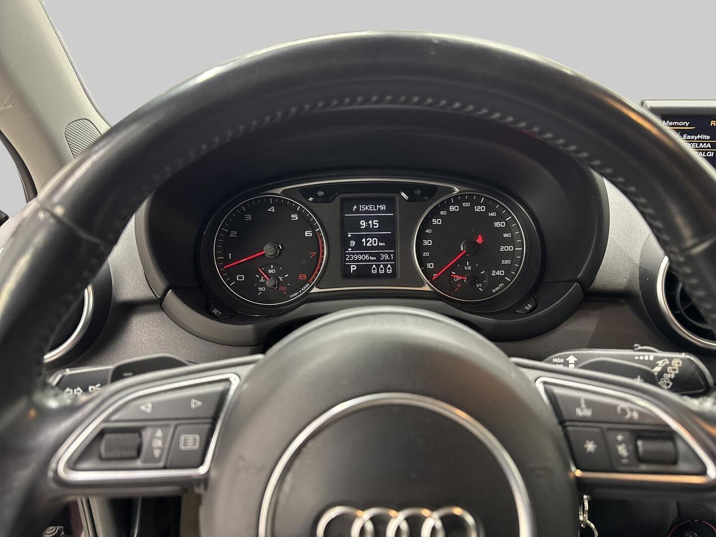 AUDI A1 2012