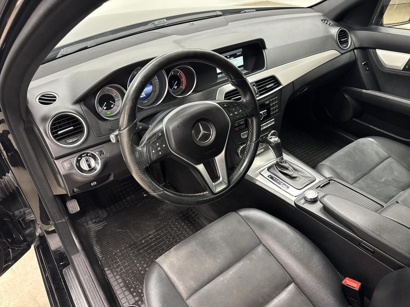 MERCEDES-BENZ C 2013