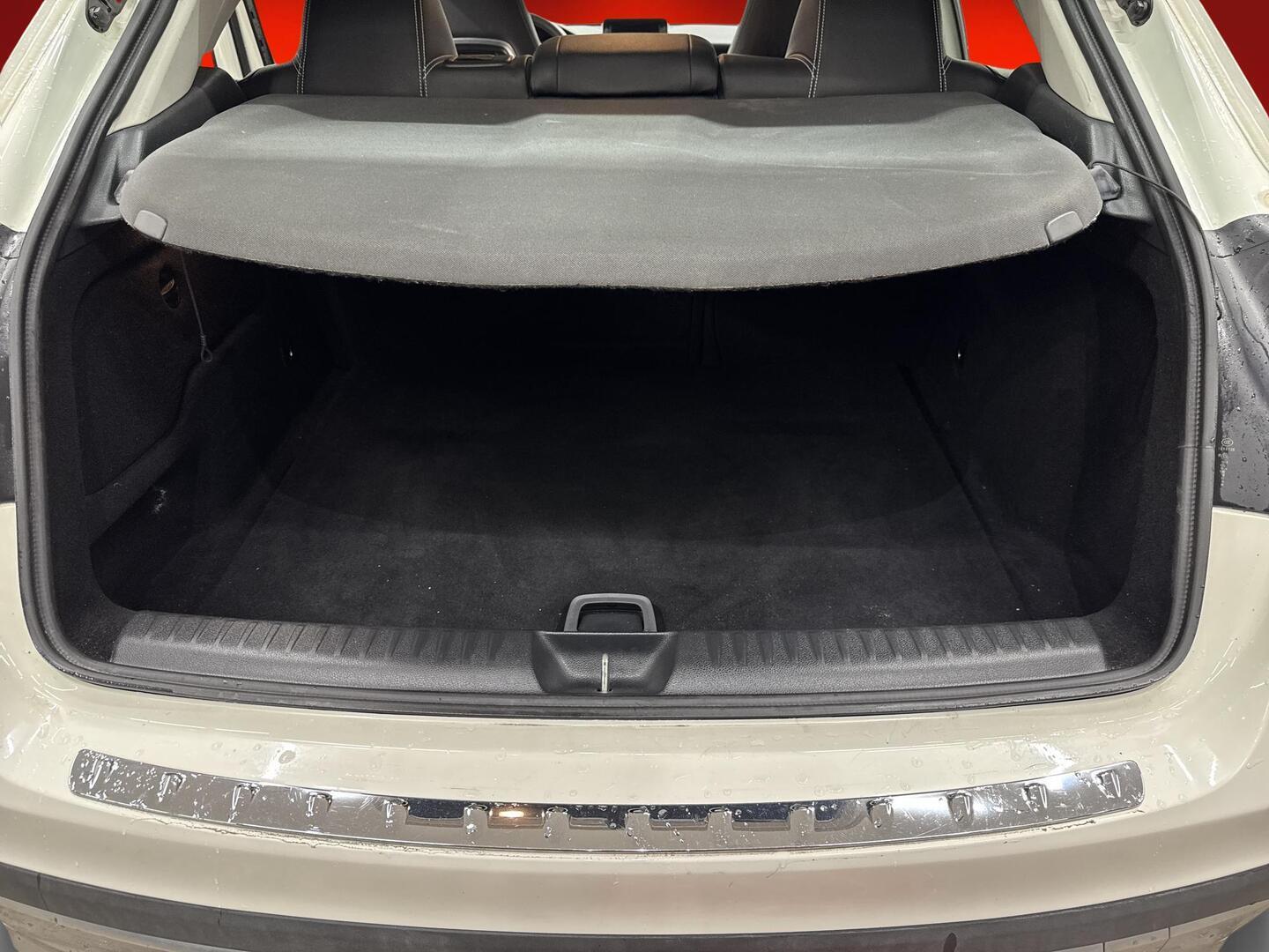 MERCEDES-BENZ GLA 2016