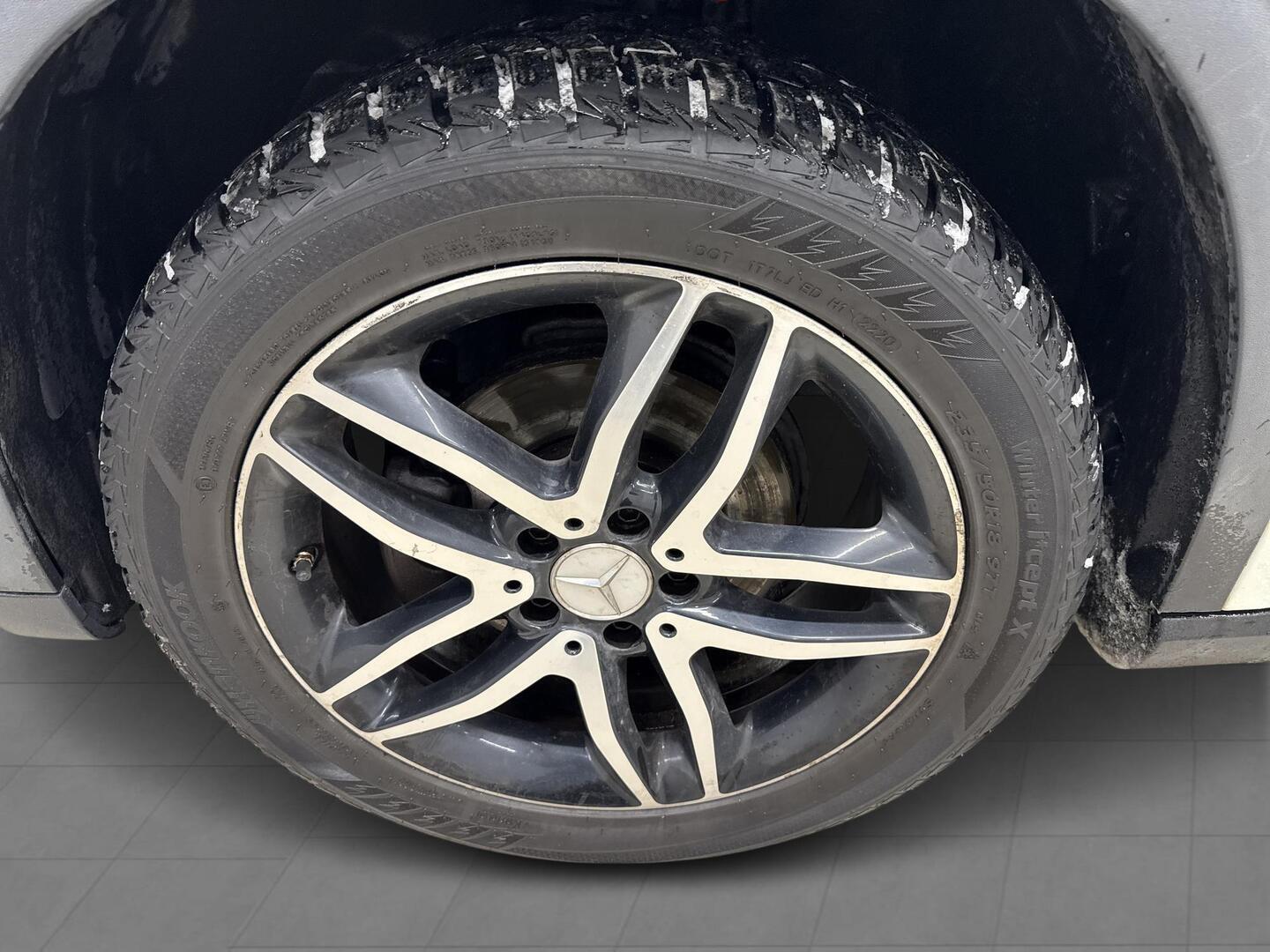 MERCEDES-BENZ GLA 2016