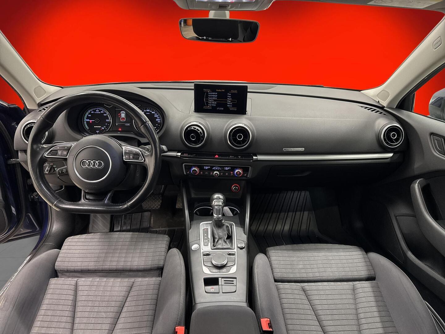 AUDI A3 2015