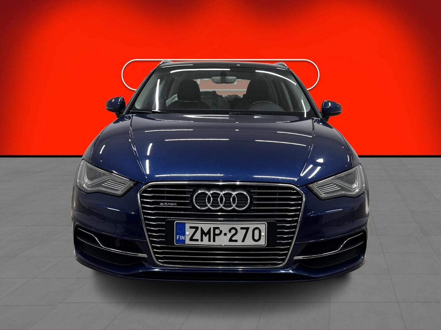 AUDI A3 2015