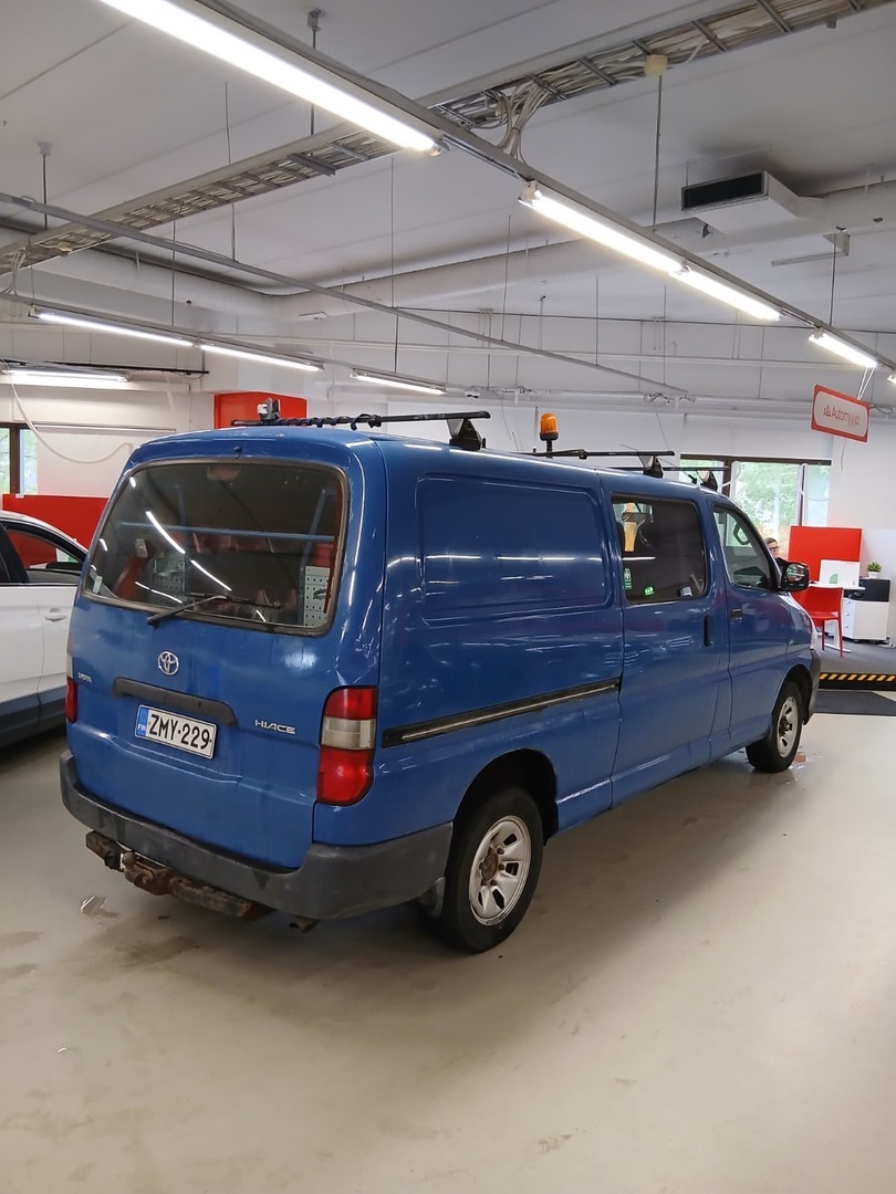 TOYOTA HIACE 2008