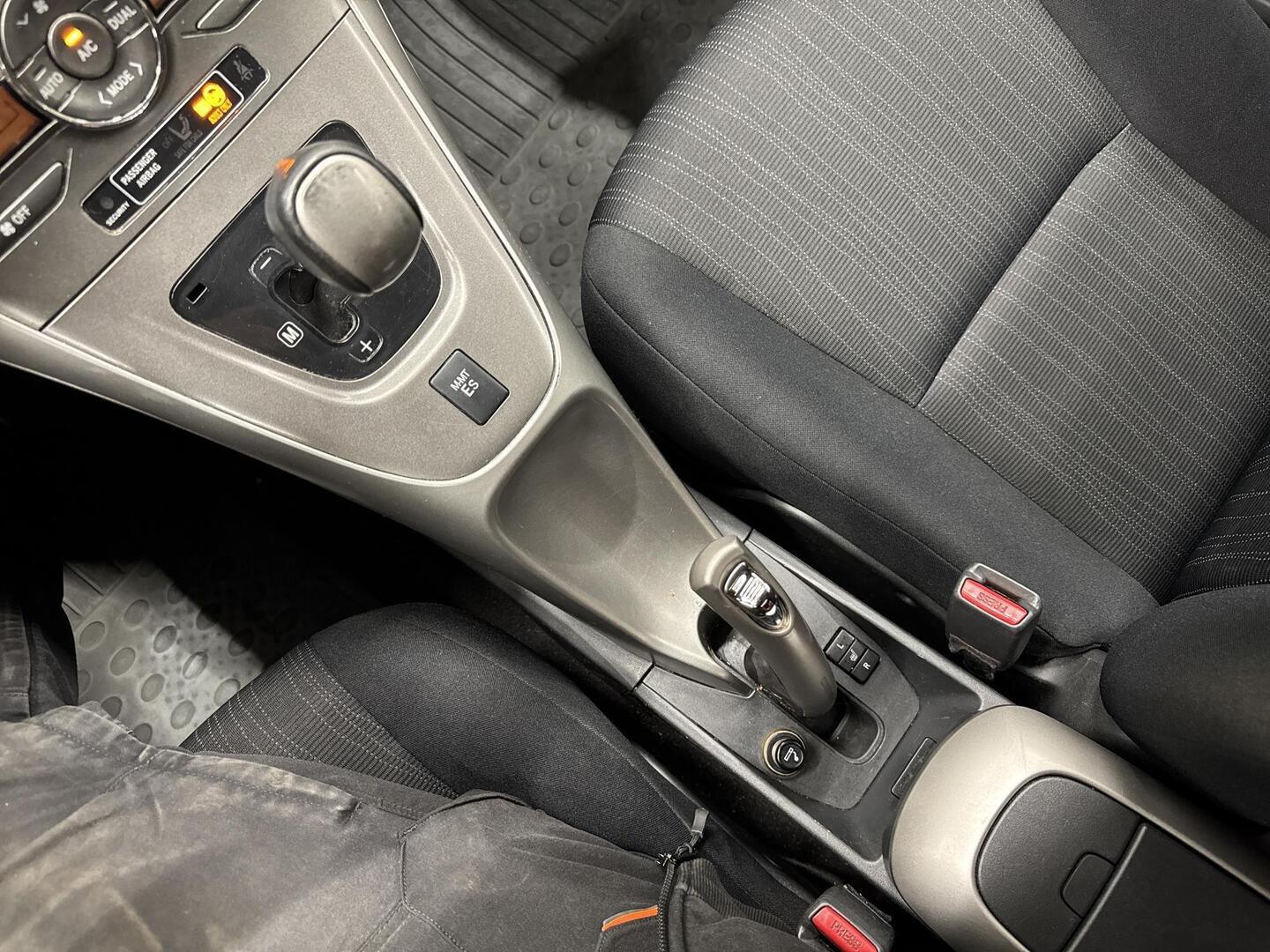 TOYOTA Auris 2007