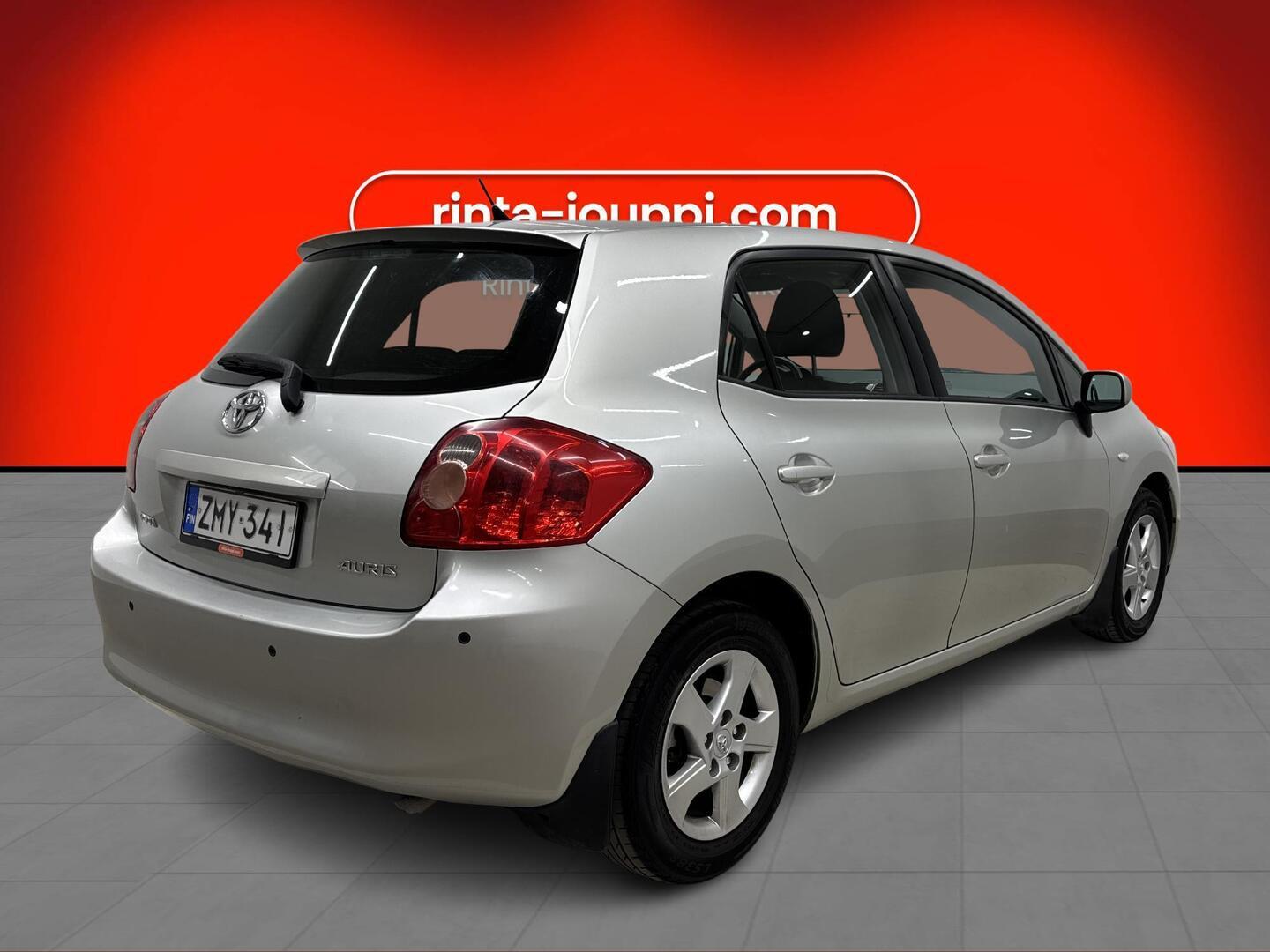 TOYOTA Auris 2007