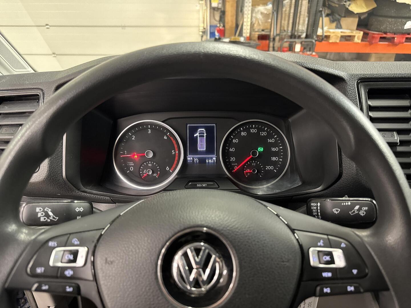 VOLKSWAGEN Crafter 2020