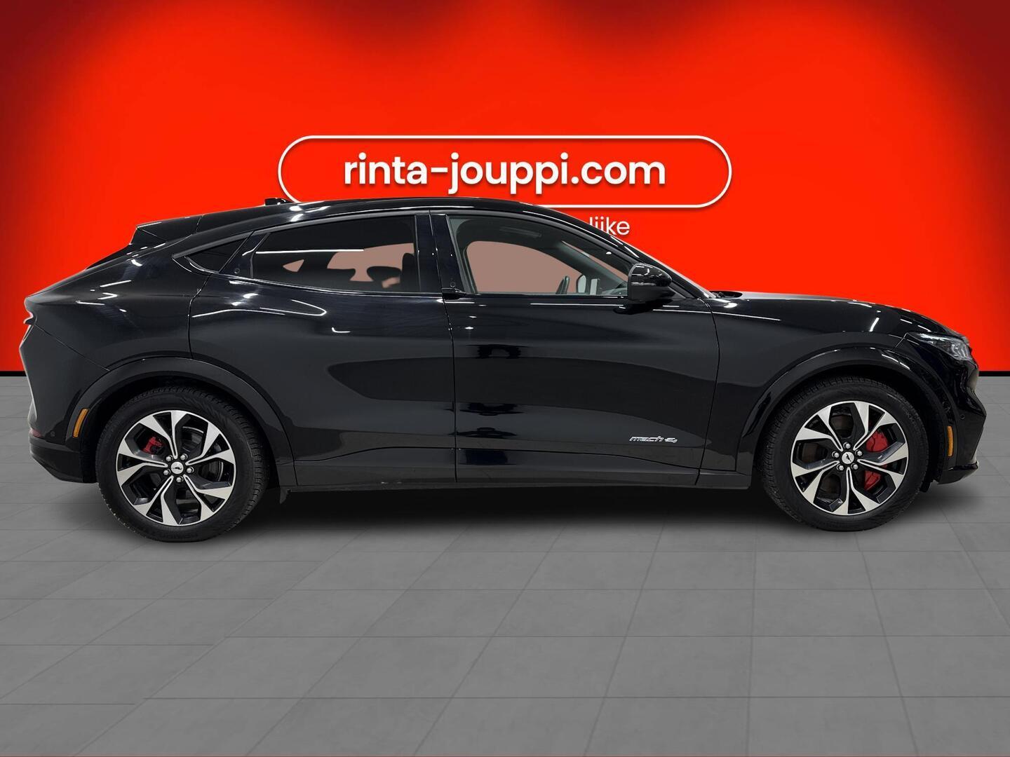 FORD Mustang Mach-E 2022