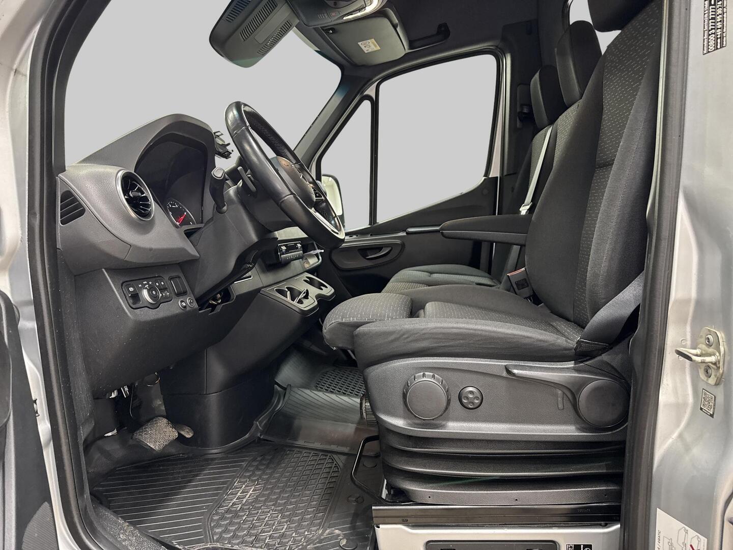 MERCEDES-BENZ SPRINTER 2019