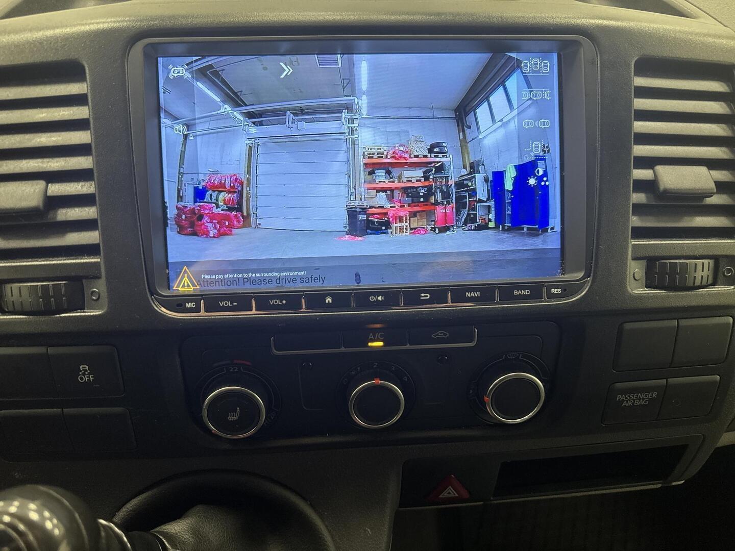 VOLKSWAGEN TRANSPORTER 2014