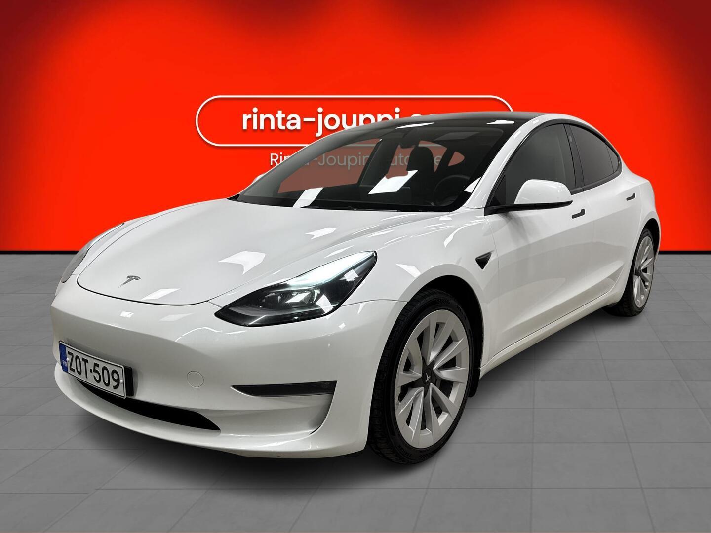 TESLA Model 3 2023