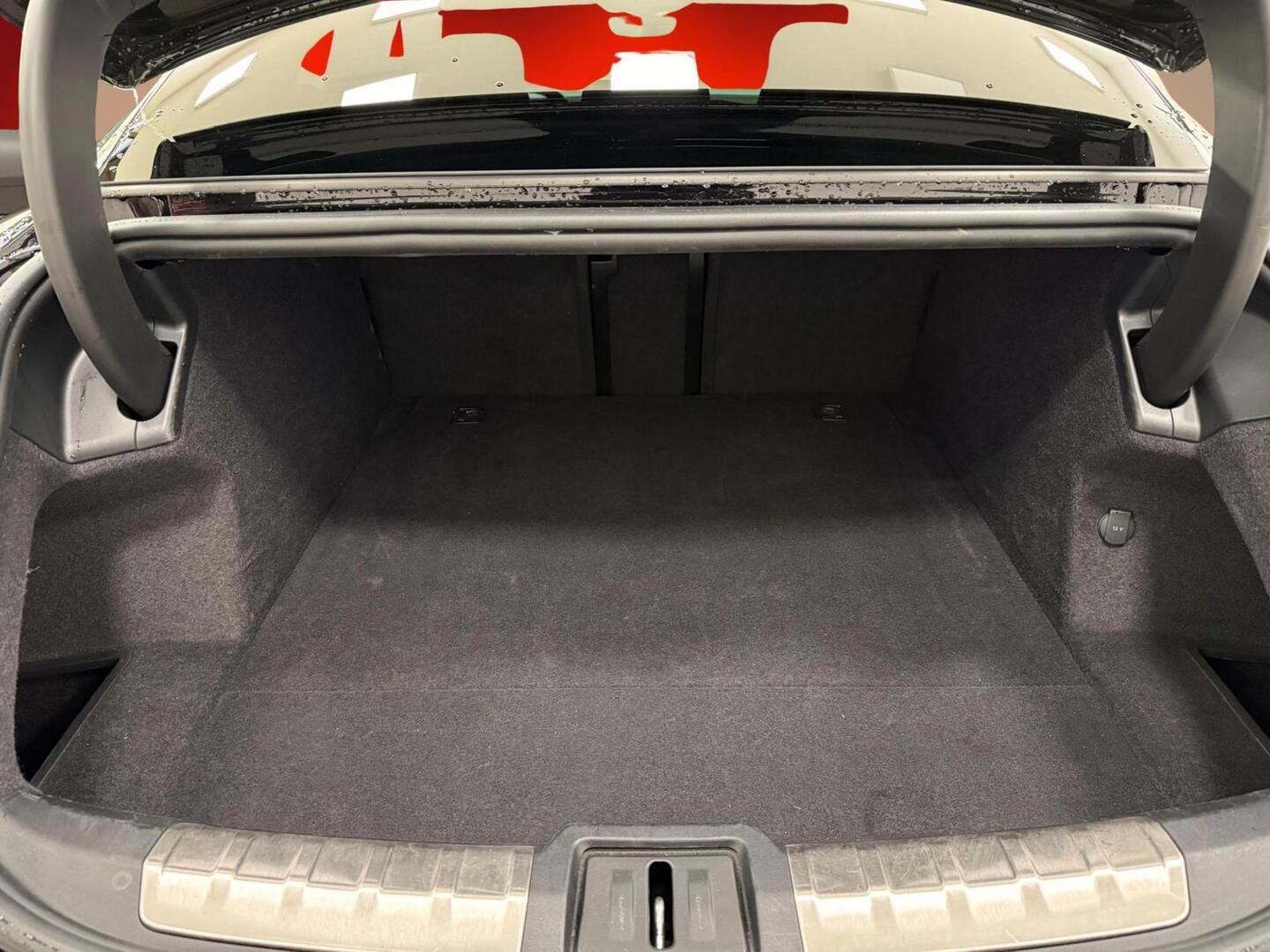 PORSCHE Taycan 2021