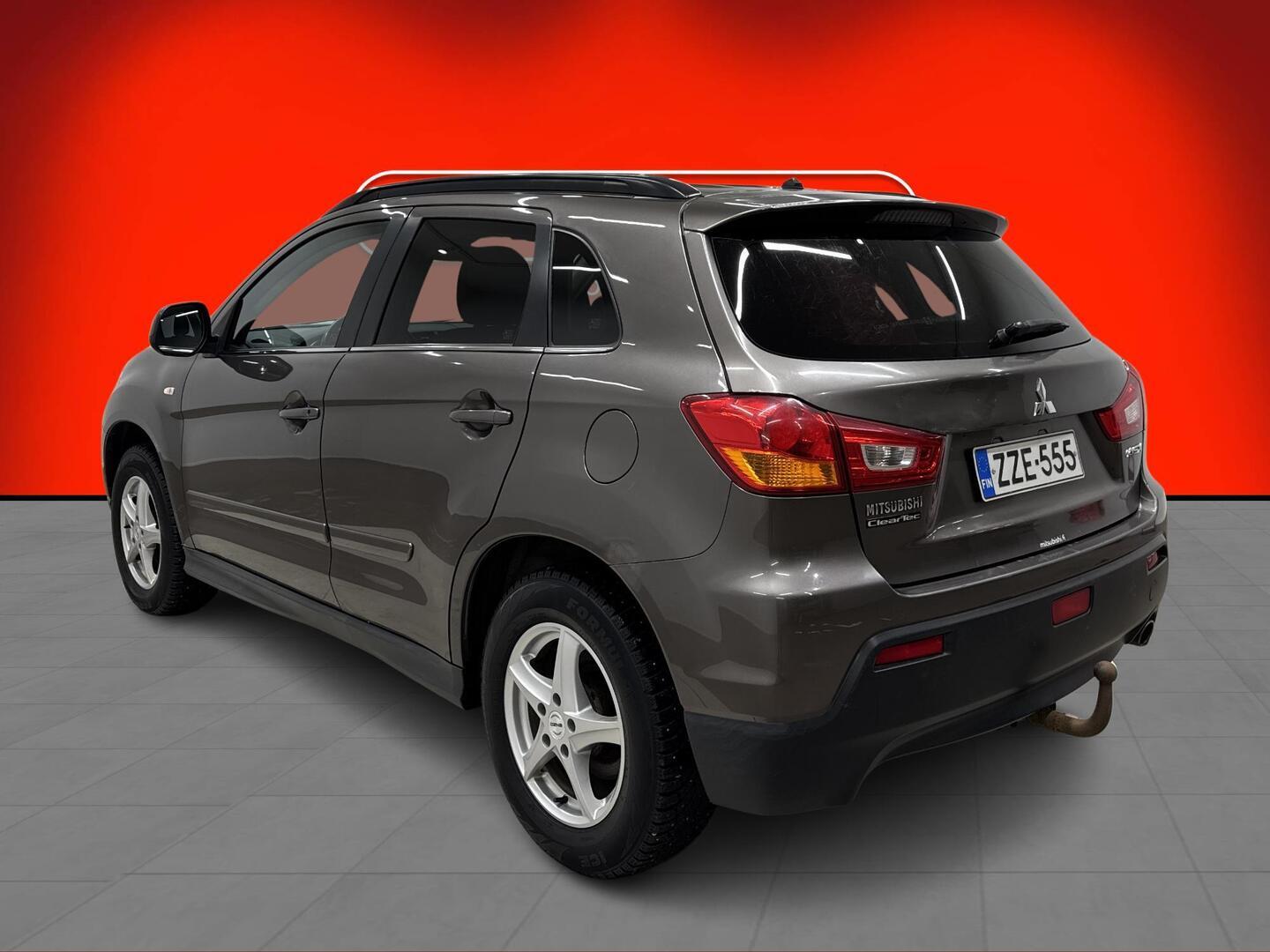MITSUBISHI ASX 2011