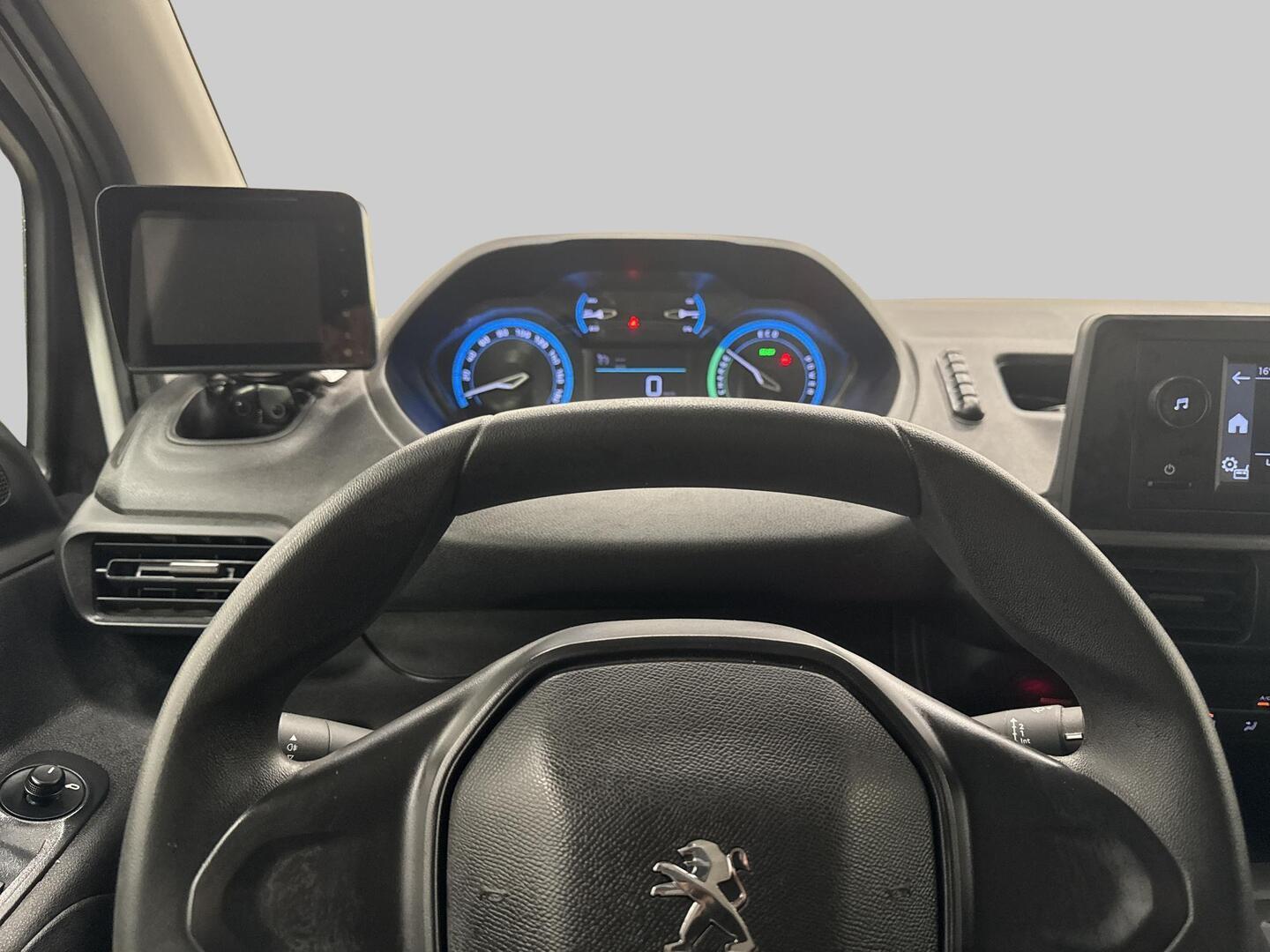 PEUGEOT E-PARTNER 2022