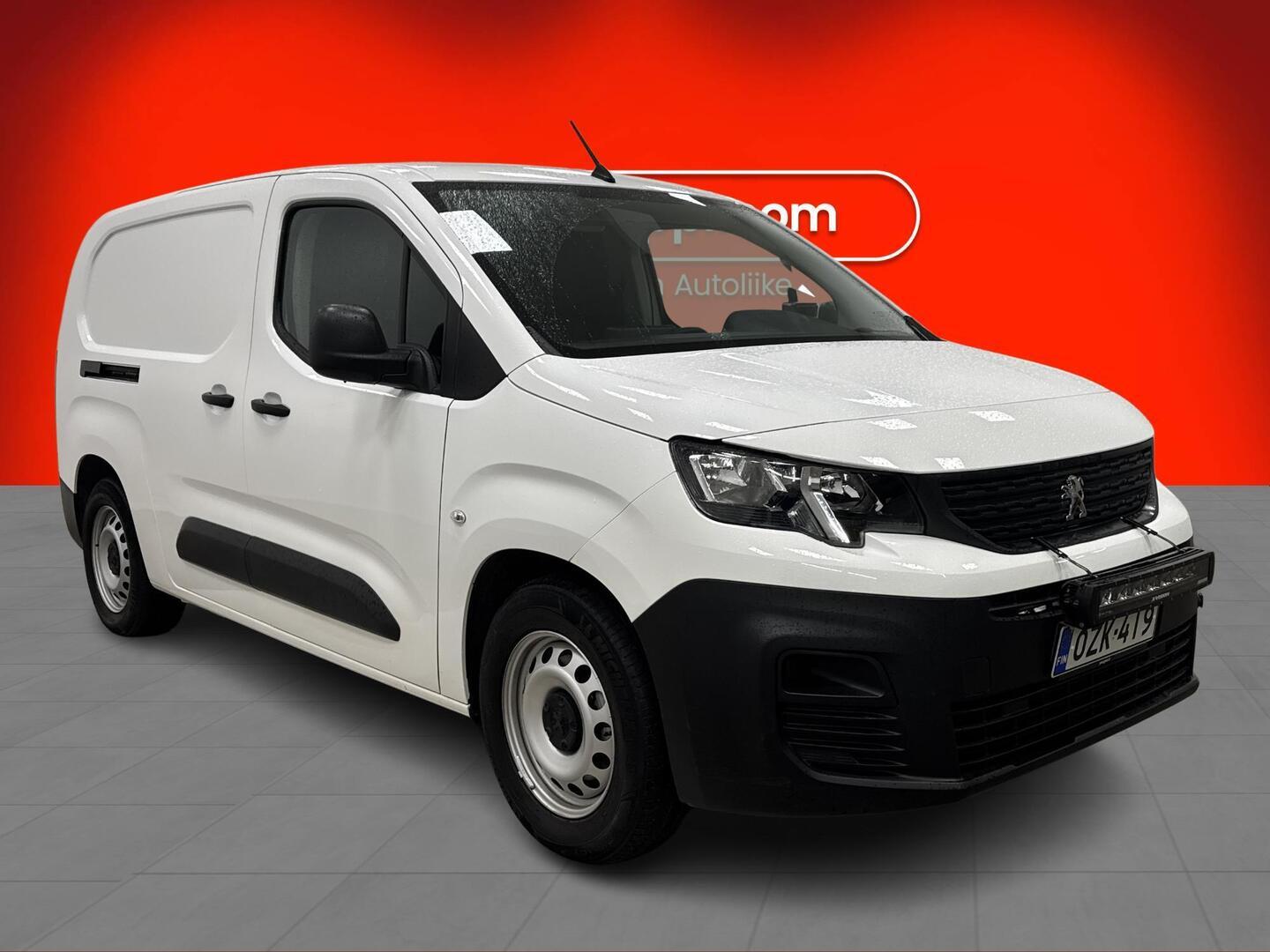 PEUGEOT E-PARTNER 2022