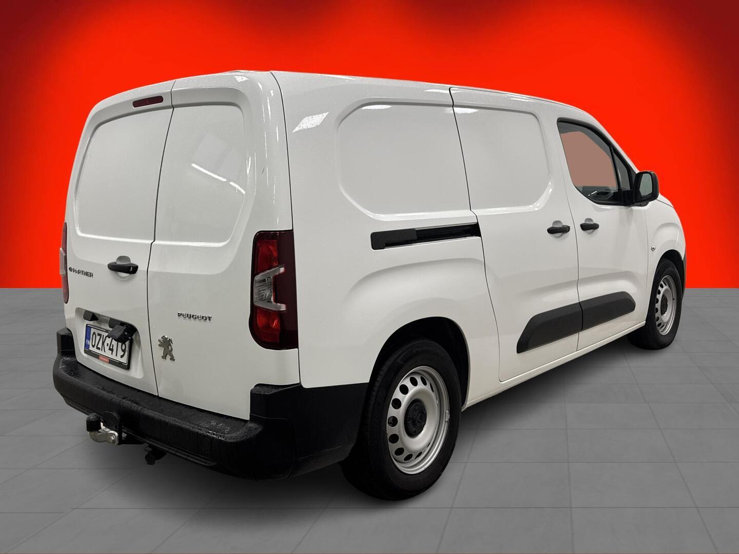 PEUGEOT E-PARTNER 2022