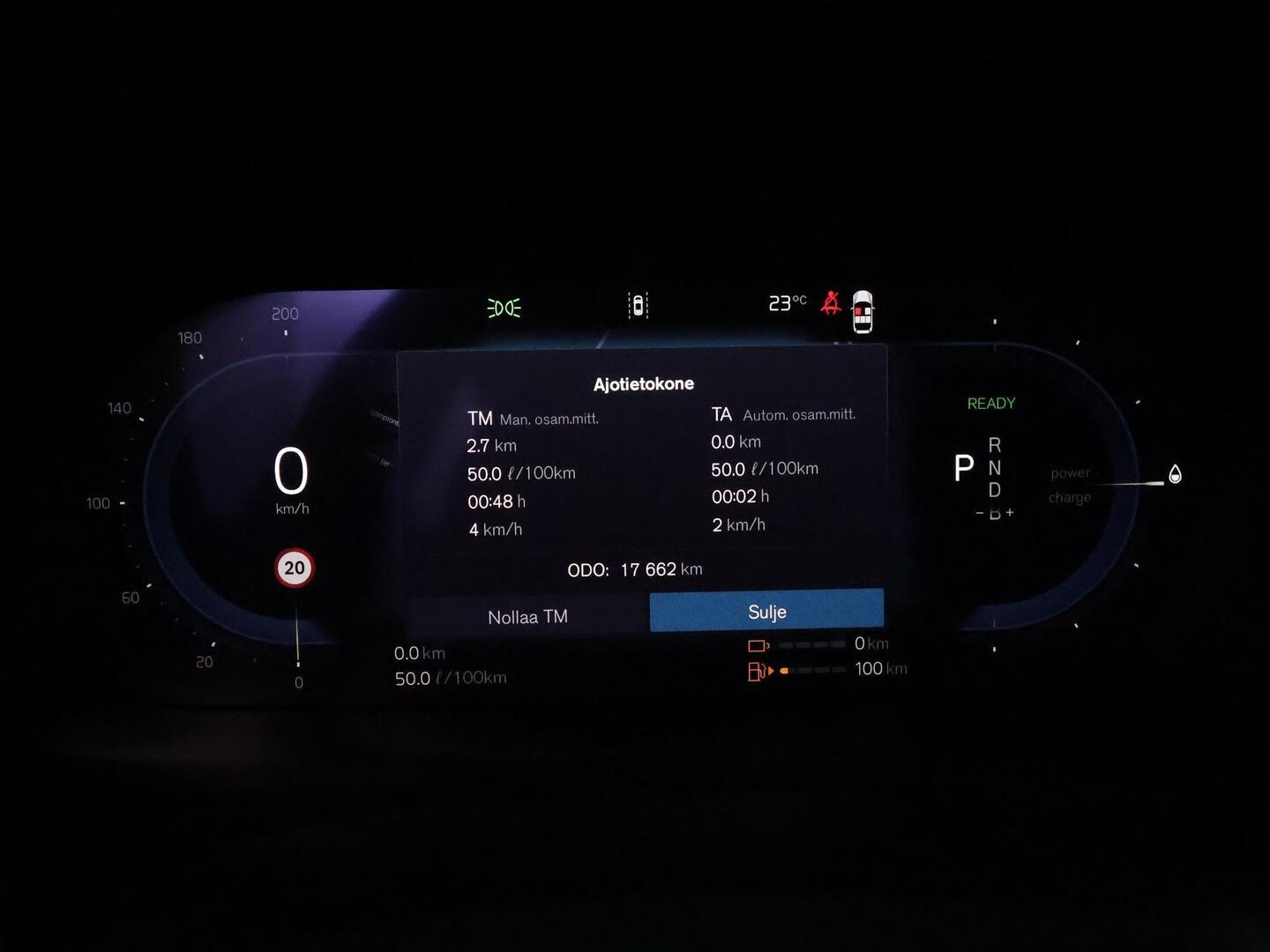VOLVO V90 2025