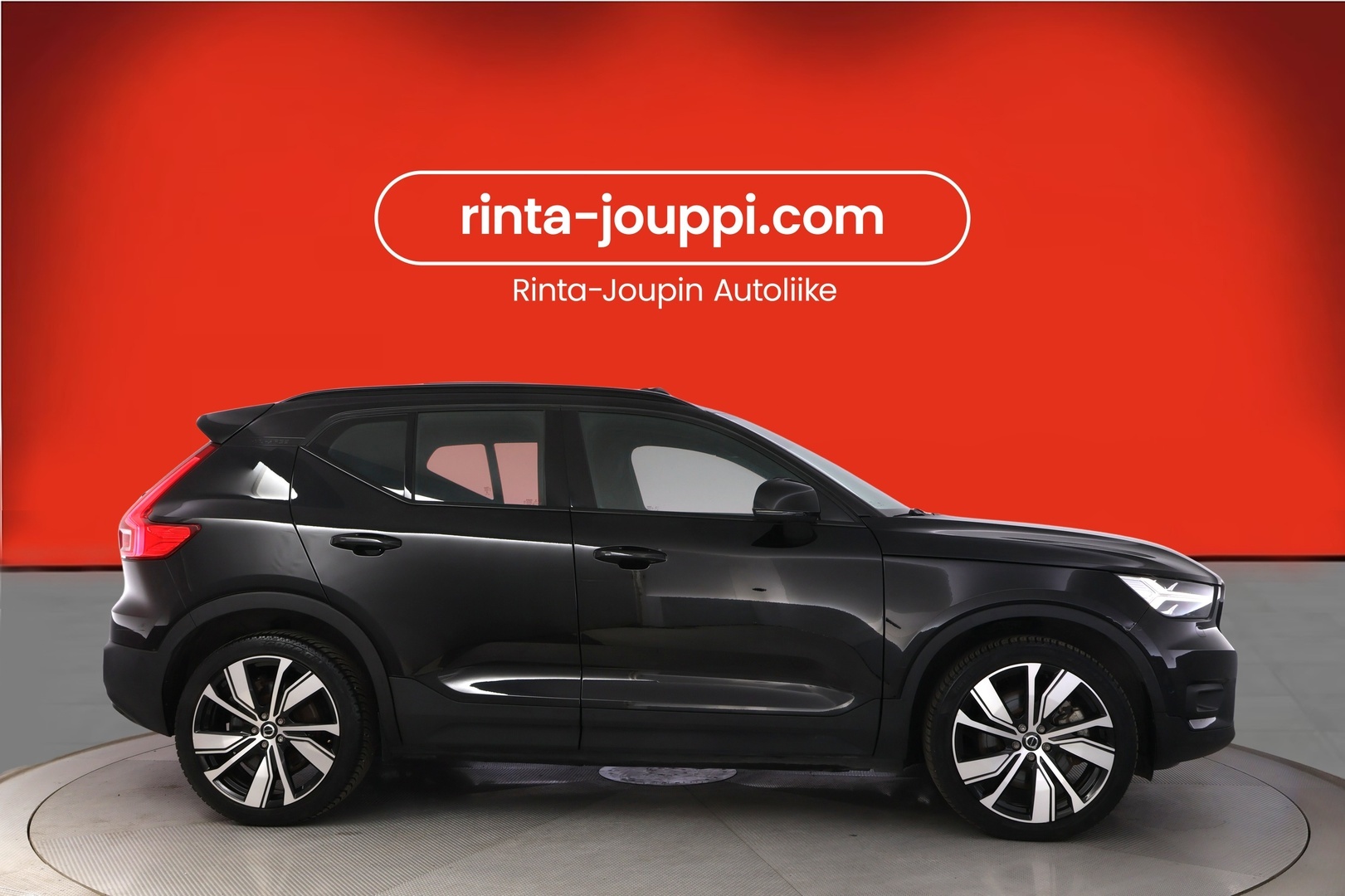 VOLVO XC40 2022