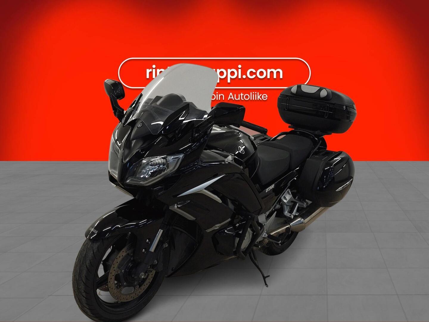 YAMAHA FJR 2014