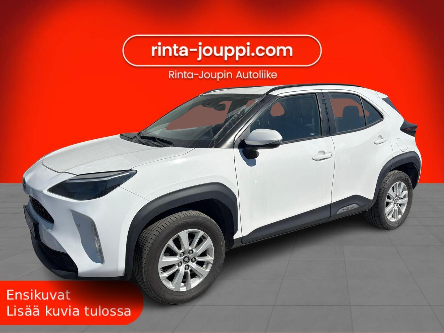 TOYOTA Yaris Cross 2023