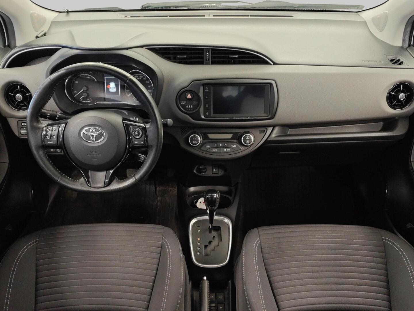 TOYOTA Yaris 2020