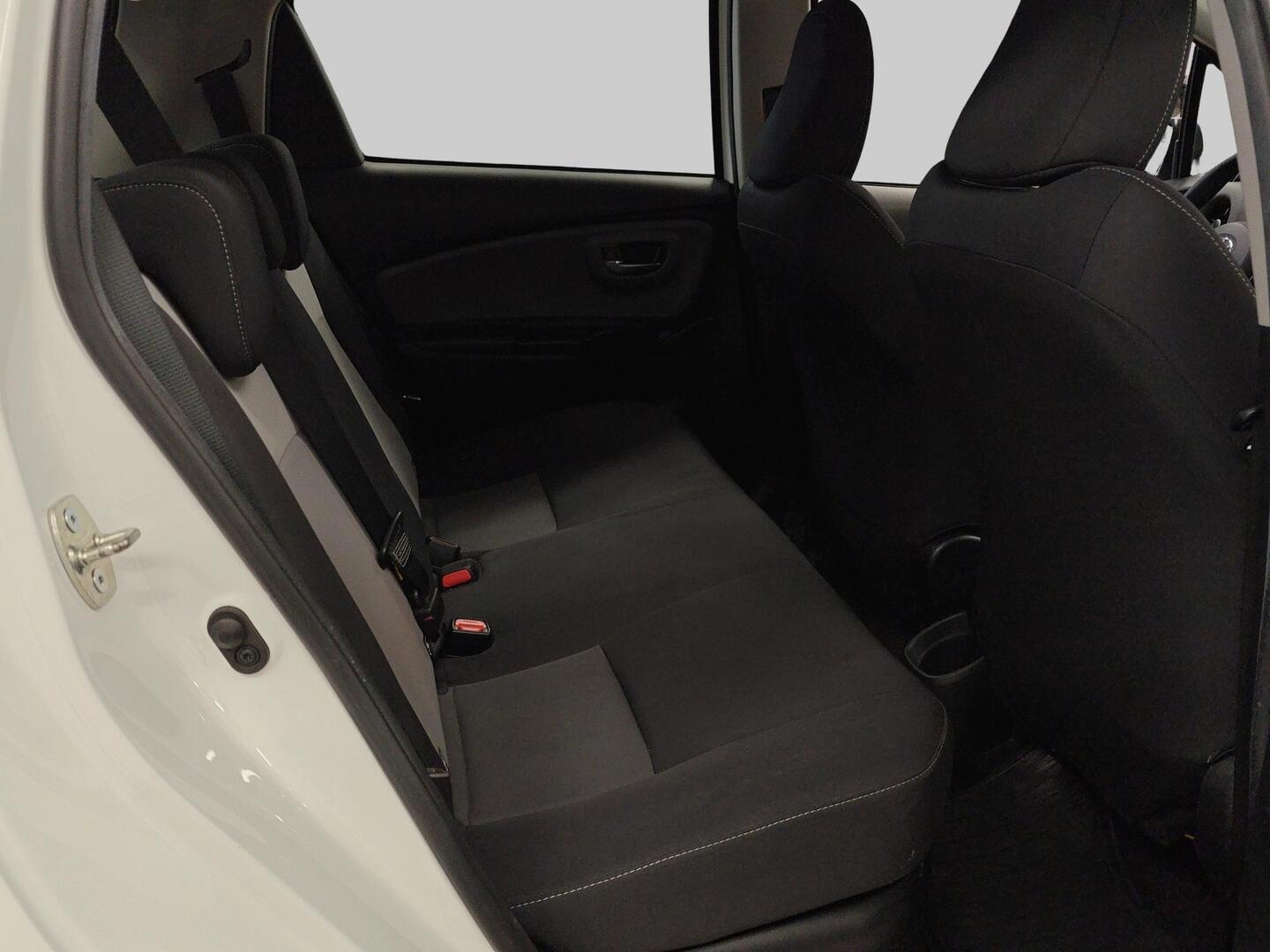 TOYOTA Yaris 2020