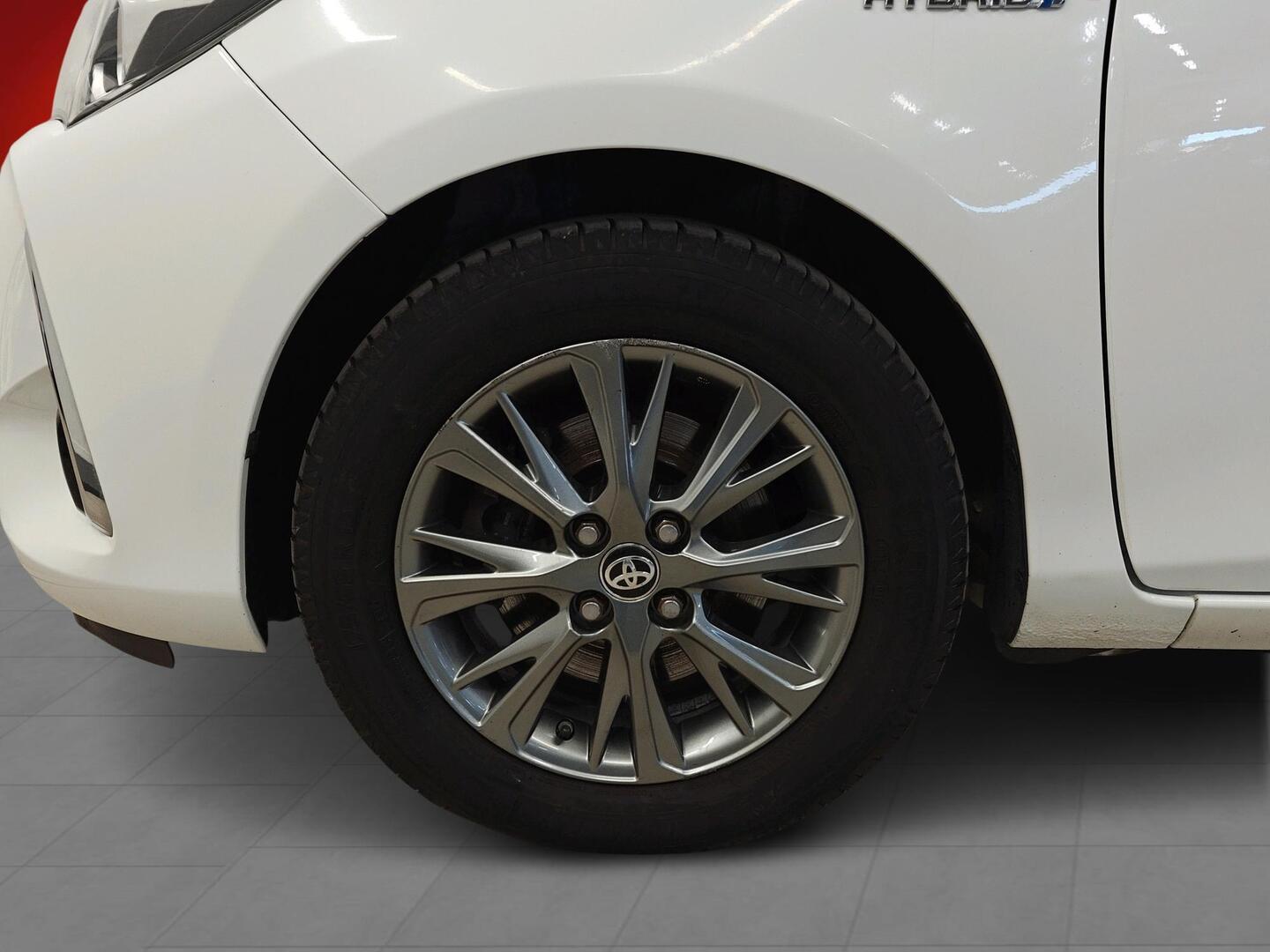 TOYOTA Yaris 2020