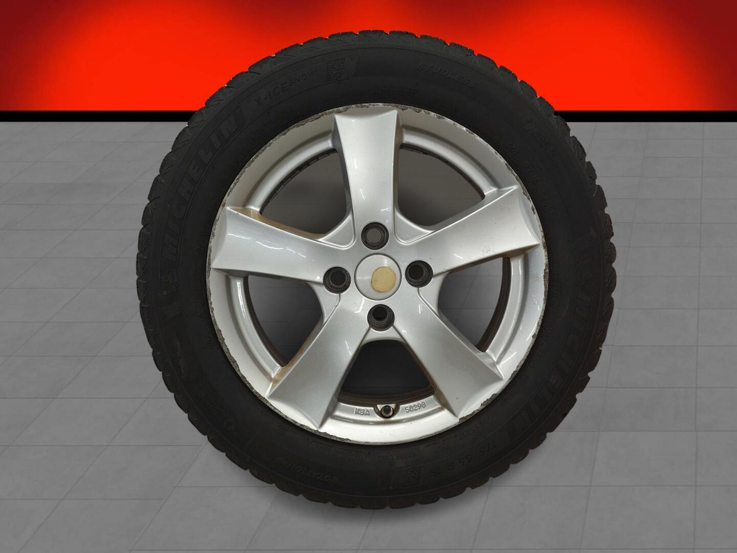 TOYOTA Yaris 2020