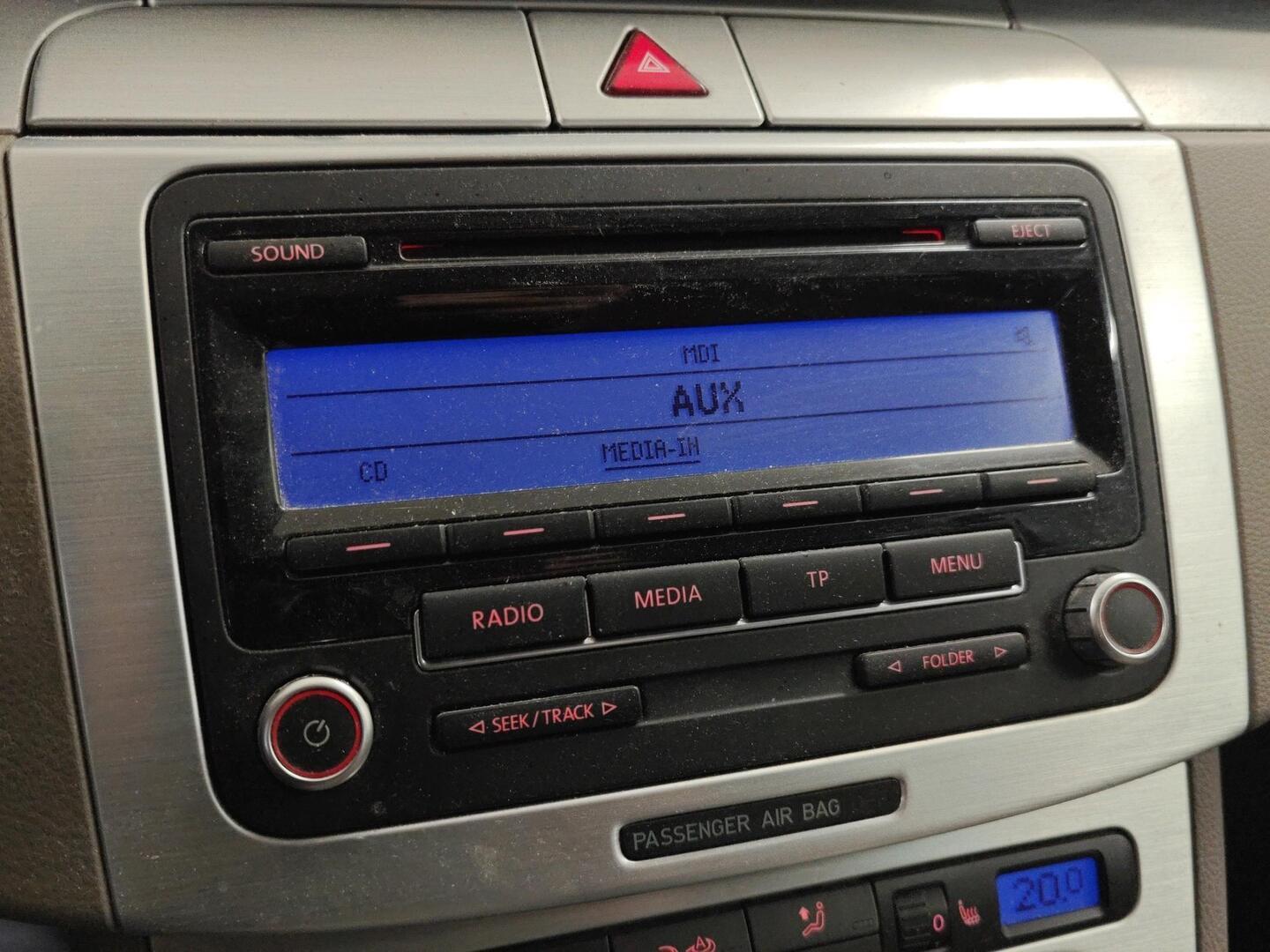 VOLKSWAGEN Passat 2009